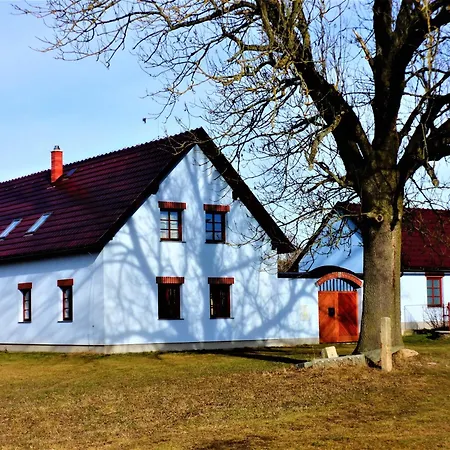 Holiday home Chalupa Vicemil *